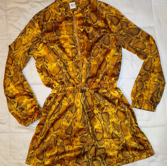 No1 Los Angeles Snakeskin Short Romper - Picture 8 of 8